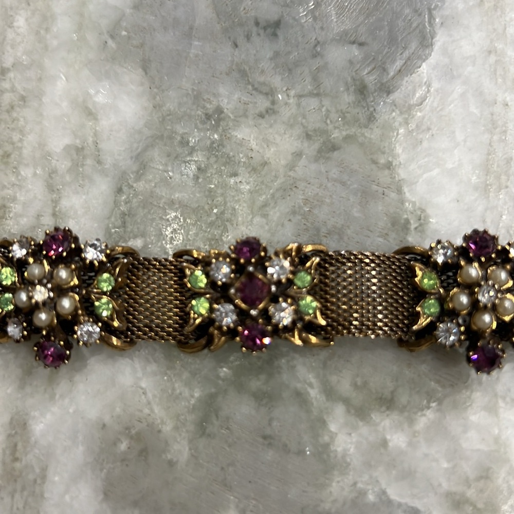 Holly Craft Unsigned Vintage Bracelet